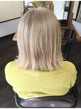 リピュア(Re:PURe) **ホワイト系シルバーグレージュダブルカラー**