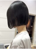 美髪にオトナかわいいホワイトグレージュネビージュショートボブ