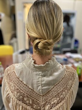 ローラン(Rollant.) カジュアルシニヨン