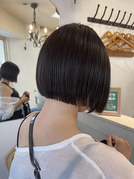 アミュレ(Amule) 憧れショートボブもストレートで扱いやすい美髪に梅ヶ丘世田谷