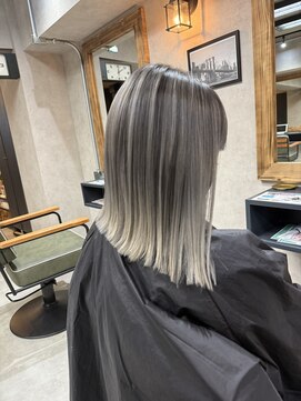 サニー 渋谷(SUNNY) nバレイヤージュ、ハイライト、レイヤーロング、グレーベージュ