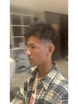 ヴェリタス(VERITAS) 無造作パーマ波巻きパーマスパイラルパーマフェザーパーマ