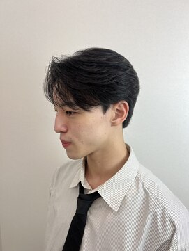 ステージ(STAGE) ダウンパーマ　ニュアンスパーマ　センターパート