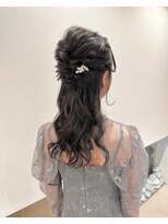 アミー 銀座(Ammy) ハーフアップヘアyu#お呼ばれヘア#ヘアセット#ヘアアレンジ