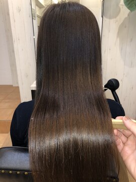 アコンプリッシュ 代官山 恵比寿(accomplish) クリスタルミネコラ