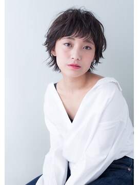 シー(Ciii) Ciii★グレージュ×レイヤーショート