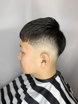 バーバー スタジオ ラフテル(Barber Studio RAFTEL) クロップスタイル