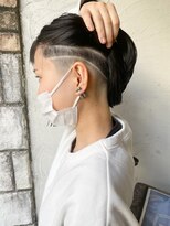 【roijir 山岸】スキンフェード女子 刈り上げ女子　黒髪ボブ