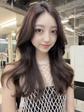 フォンズ(FONS) 大人かわいい韓国ヘア 小顔見せする流れる顔まわり