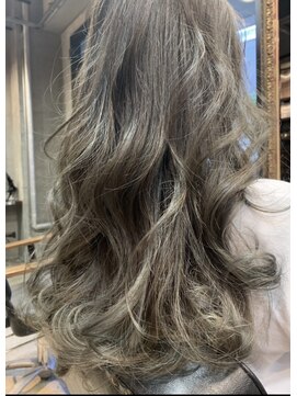 クアトロ(KUATRO) グラデ