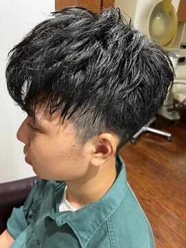 スリーク 吹田店(Sleek) 前下がりショートスタイル