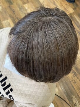 サンタフェ 柳津店(Santa'Fe) 白髪ぼかし/丸みショート/アッシュブラウン