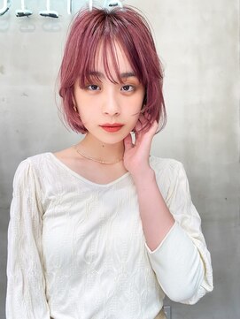 エイミー(Aimee) Aimee町田　ワンレングスボブ×カシスピンク