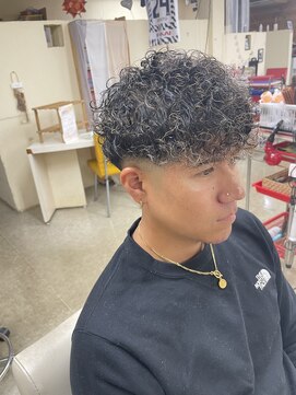 ロジーリリーヘアーズ(Rosy Lily hair's) バーバースタイル　プードルパーマ