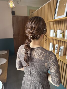 キュオンシア(CUEON. ciea) お呼ばれヘア×編みおろしヘア