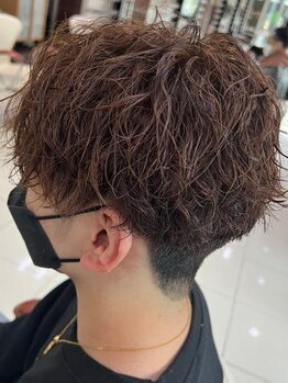 パッセージ ダブリュー 八幡山(hair make passage .w)の写真/男性お勧め◎パーマ/カラー/眉カットなど男性の悩みを解決するMenuが豊富!!ワンランク上のお洒落メンズへ