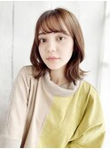 くびれスタイルの韓国風エギョモリスタイル