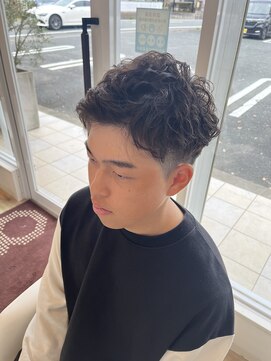 ルシードスタイル　ムースユイット(LUCIDO STYLE mousse8) 【メンズカット＆パーマ】ヒートスタイルカール