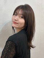 ファルベ(Farbe) 外ハネくびれレイヤーカットチョコレートブラウン