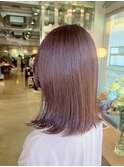 大人可愛い外ハネスタイルピンクアッシュブリーチなし伸ばしかけ