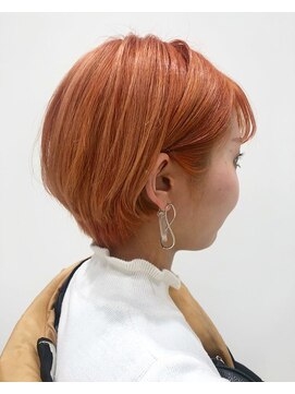ファムヘア(fam.hair) ハイトーンorangeショートヘア