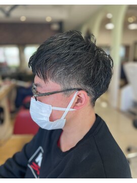 シャドウ美容室 ツーブロックサマーショート