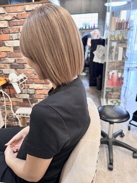ルーナヘアー(LUNA hair) ラテミルクティーベージュ/ボブ/ブリーチ/10代20代30代40代50代