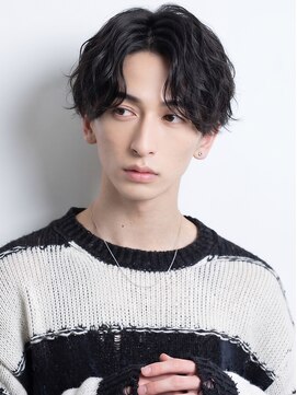 アース オーセンティック 関内店(EARTH Authentic) 爽やか韓国風ニュアンスナチュラルパーマセンターパート清潔感