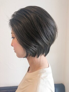 ウィロー(WILLOW) 【WILLOW】乾かすだけでまとまるショートボブ（井下貴史）