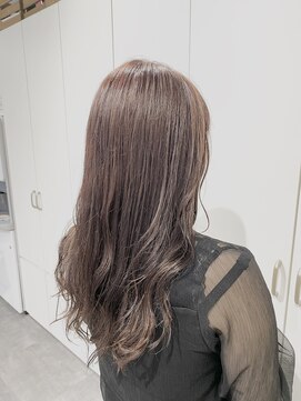 ジーニー 横浜(giinii) giinii_渋谷良太_ピンクロゼ_ピンクベージュ