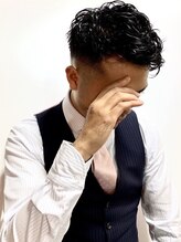 パインズプレイスバーバー(PINE'S PLACE BARBER)