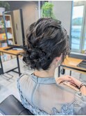 お呼ばれヘアセット　ミディアムシニヨン