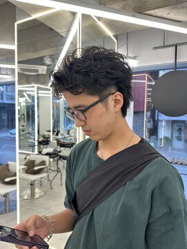 ウィル バイ ブラウン(Vir by Brown) スパイキーショート/ニュアンスパーマ/ピンパーマ