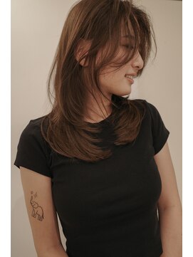 オンリー(ONLY.) ラテベージュ　×   レイヤーカット