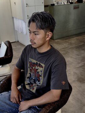 ルィーズ(Lui:z) 【渋イケ】シルバーアッシュ×メンズアップバングショート