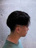 バーバーバー ナカノ(BARBER BAR NAKANO)&nbsp;周り刈上！センターパートツーブロック【02】
