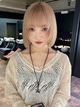 ノエ 心斎橋(Noe) ミルクティーベージュ ハイトーン ダブルカラー ボブ【LIRA】