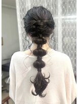 オブヘアー オモテサンドウ(Of HAIR OMOTESANDo)&nbsp;ゆるっとあみおろしヘア