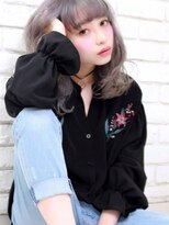 ザッツ 平井店(ZA'S) ホワイトアッシュグレー×ぱっつん前髪×ゆるウェーブ