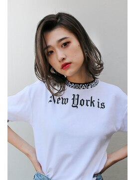 トルネード(TORNADO) 外国人風ウルフボブ ロブ ハイライトバレイヤージュ グレージュ