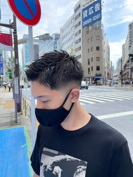 ミリオンバックス 上野(Million Bucks) フェードカット/かき上げ/サイドパート<理容室>[メンズ/上野]