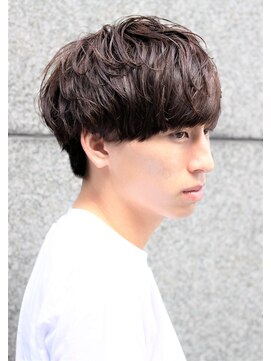 ノイセル 西本町(Noisyle) 緩めパーマツーブロックマッシュくせ毛ショートバブルマッシュ