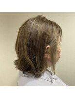 イーチ ヘアーアンドトータルビューティ(each hair&total beauty)&nbsp;ハイライトアッシュ！【久保木真緒】