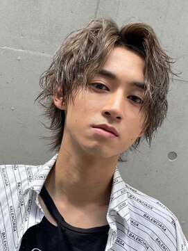 フィフス 原宿(fifth) 【大人波巻きスパイラルパーマ、ケアツイストスパイラルパーマ】