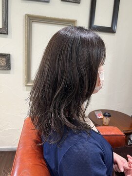 タントラ(tantra) Ａライン　ナチュラルウェーブ×グレージュ