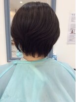 デューポイント 各務原鵜沼店 小顔カット30代40代にも人気☆トップふんわりショート
