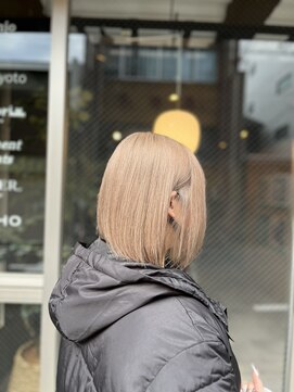 リエコー(RE'ECHO) 柔らかハイトーンボブ