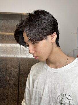 エクリ 麻布十番(equri) ニュアンスパーマセンターパート