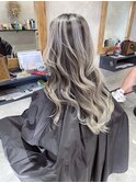 シルバーバレイヤージュ、ハイライト、グレージュ、アッシュ