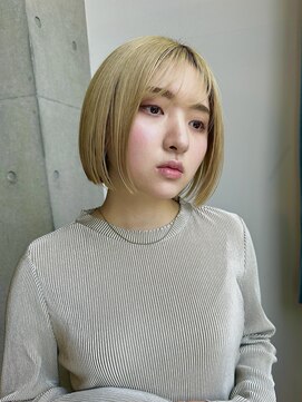 リベルタ(liberta) 切りっぱなしブロンドボブ
